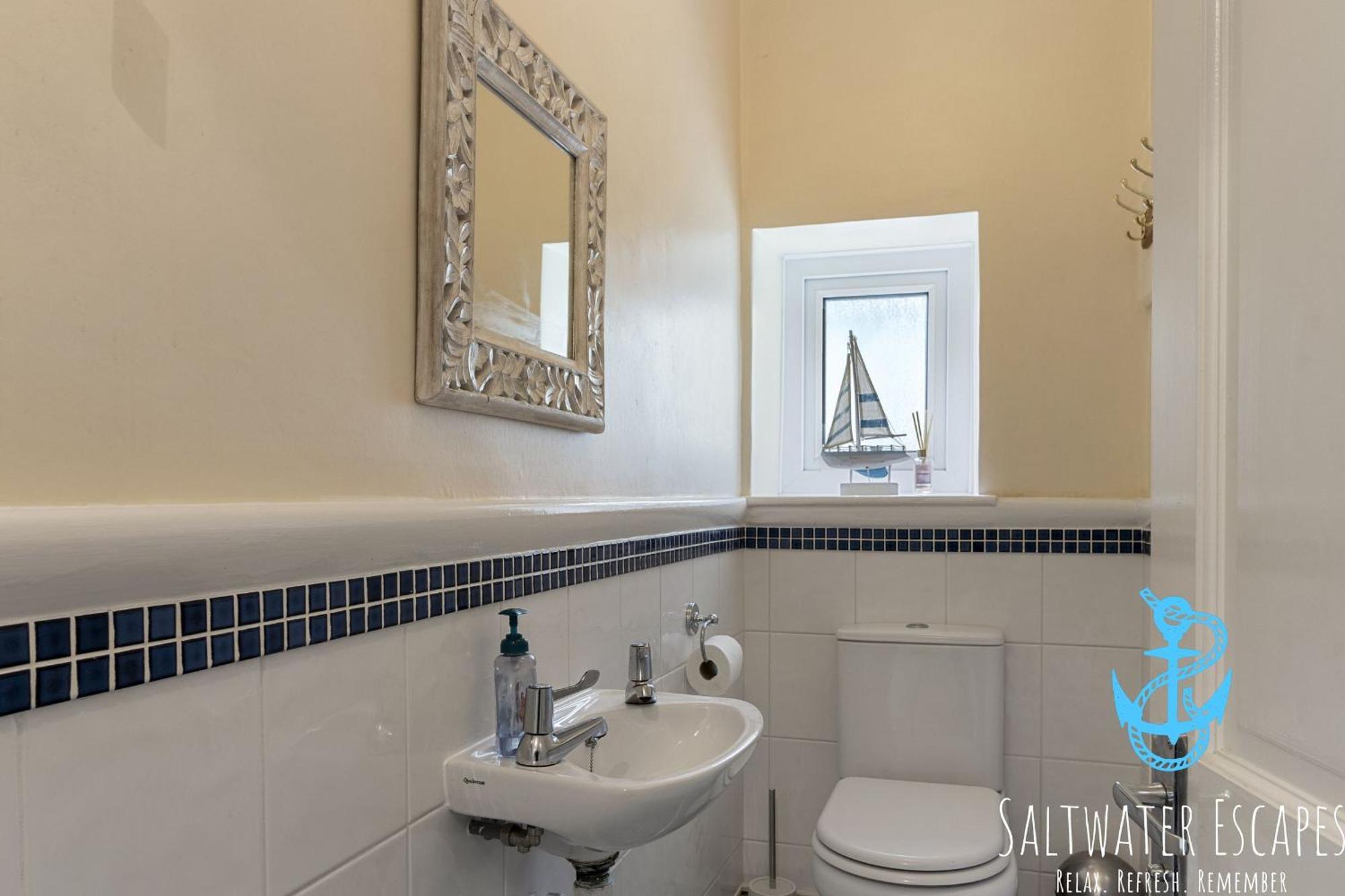 Sea Spray Villa, Brixham Exterior photo